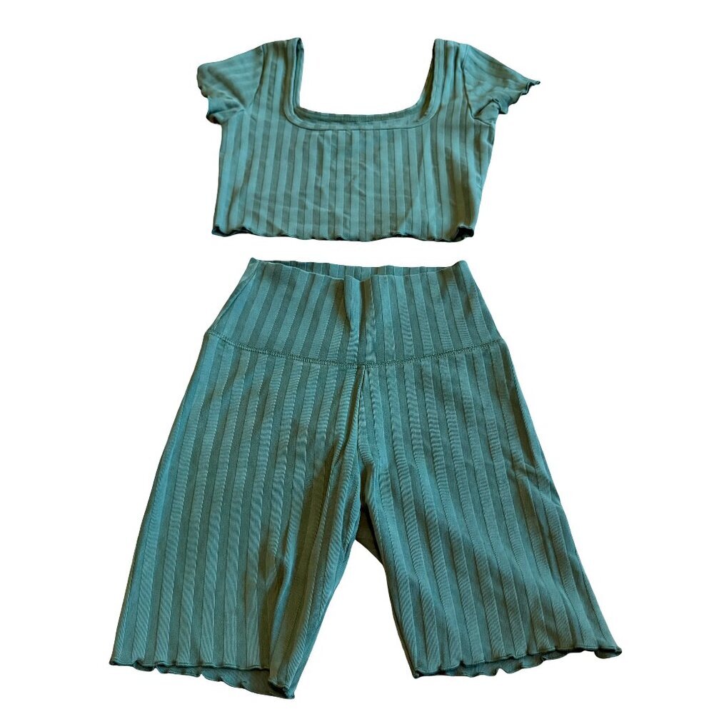 Offline by Aerie Deep Green Two Piece Lounge Set Crop Top Shorts Stretch Small